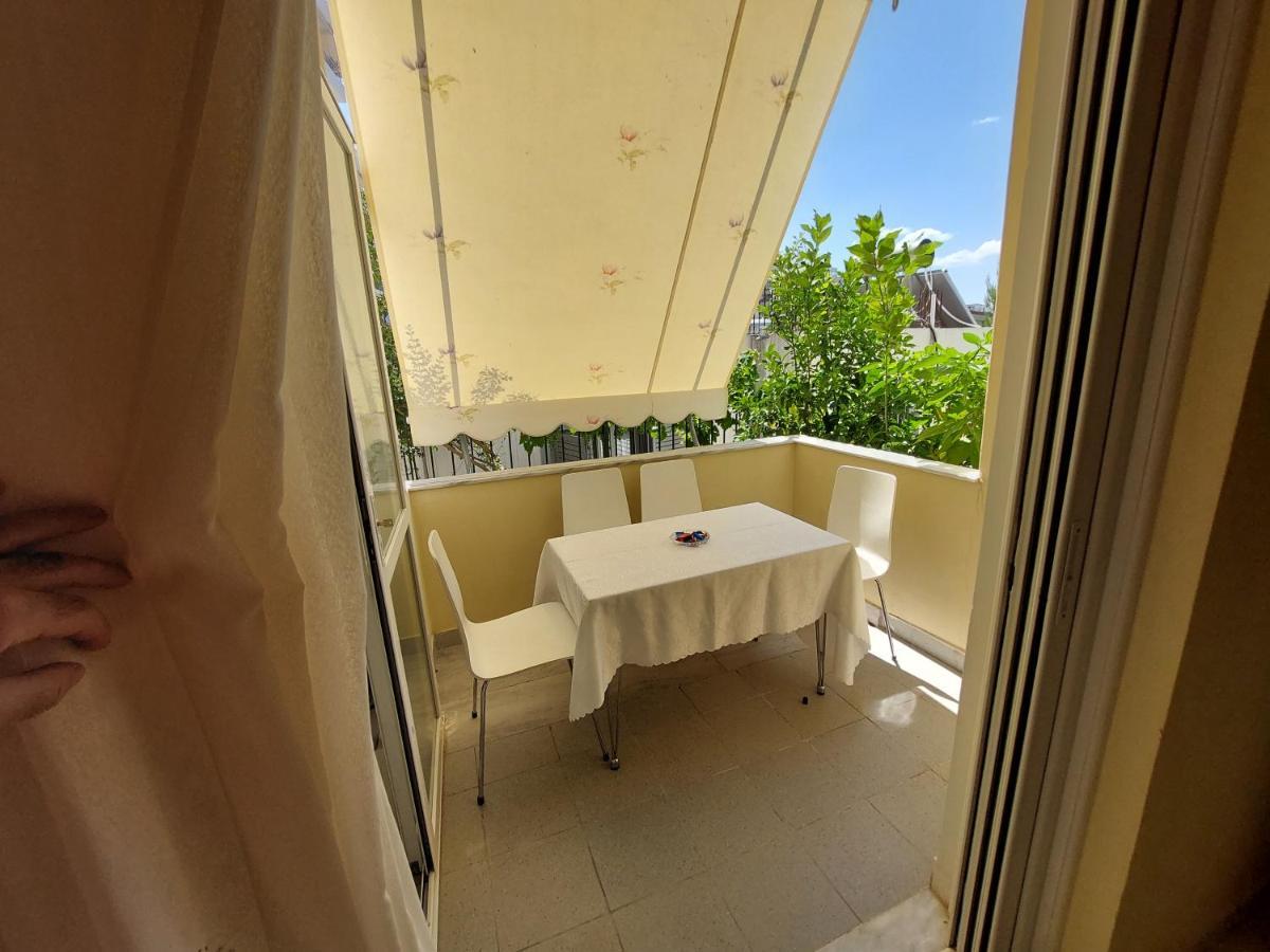 The Sun House Apartment Sarande Exterior photo