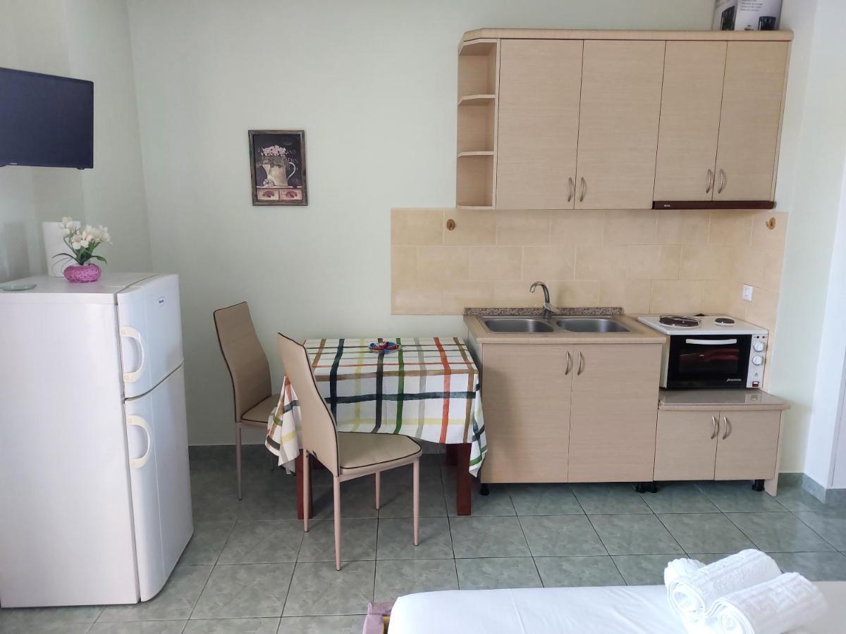 The Sun House Apartment Sarande Exterior photo