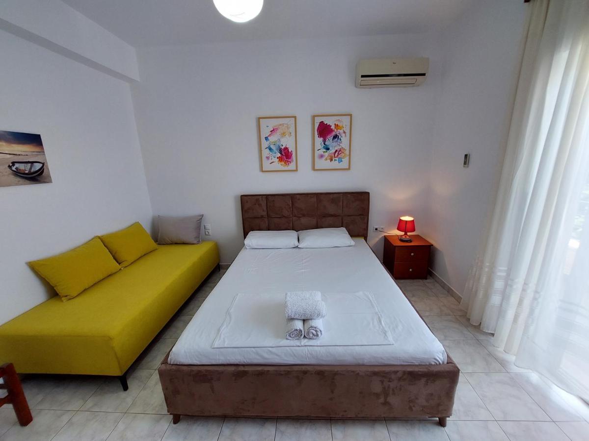 The Sun House Apartment Sarande Exterior photo