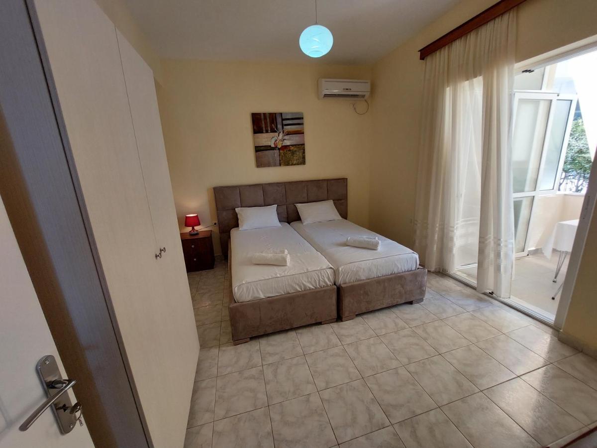 The Sun House Apartment Sarande Exterior photo