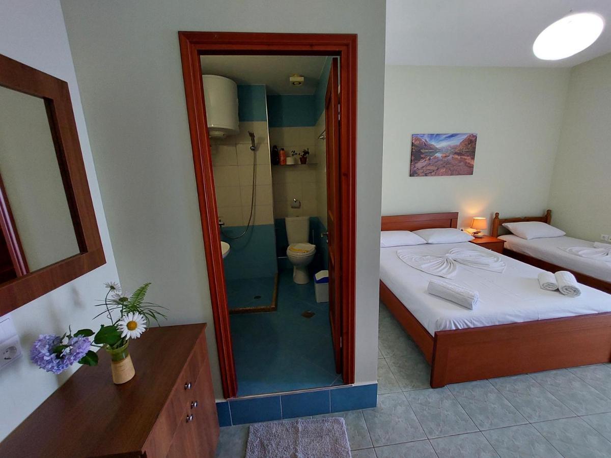 The Sun House Apartment Sarande Exterior photo